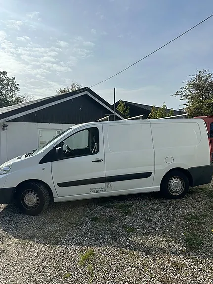 Toyota Proace 2015 photo 2