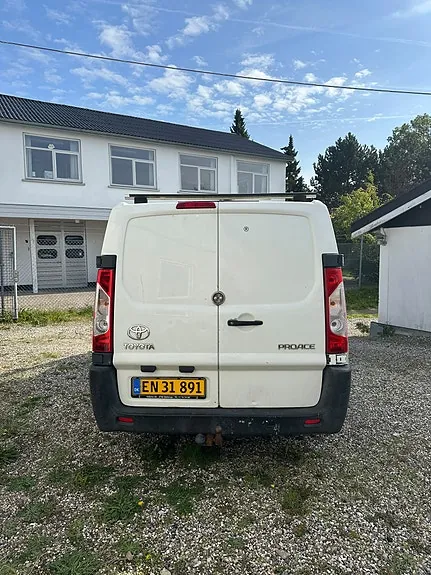 Toyota Proace 2015 photo 4