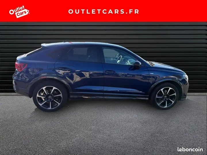 Audi Q3 2023 photo 5
