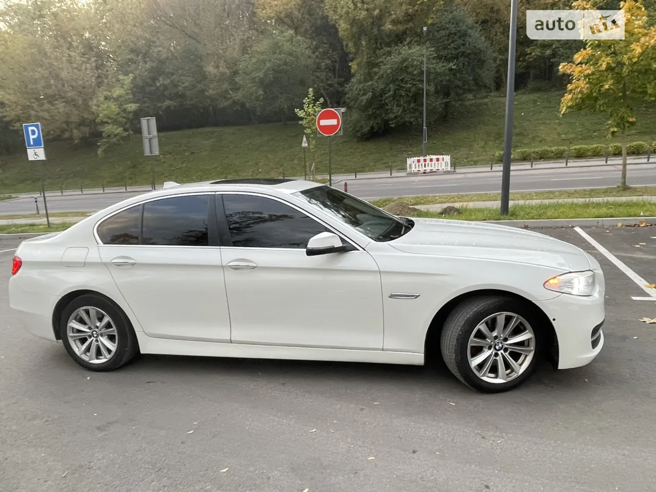 BMW 5 Series 2013 photo 4