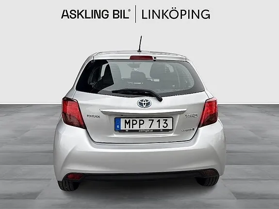 Toyota Yaris 2015 photo 4