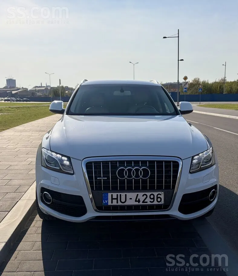 Audi Q5 2011 photo 2