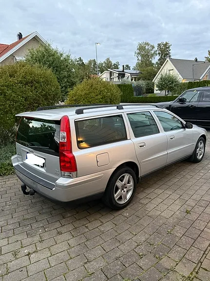 Volvo V70 2006 photo 2