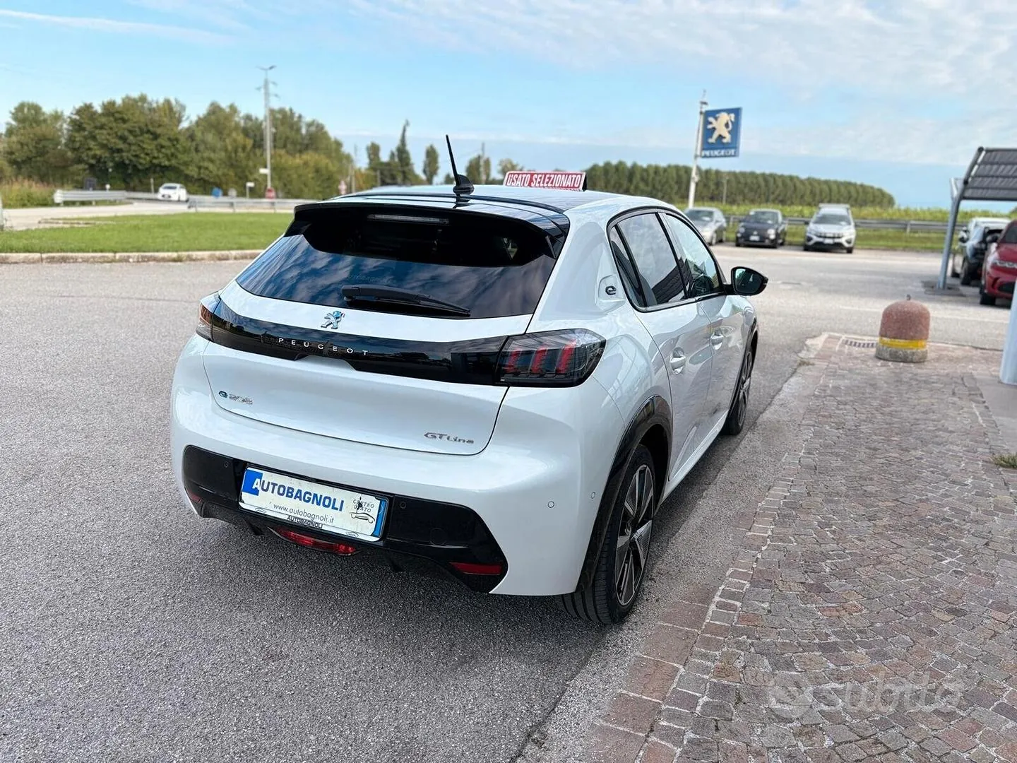 Peugeot 208 2020 photo 3