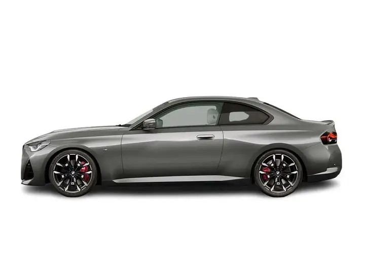 BMW 2 Series photo 2