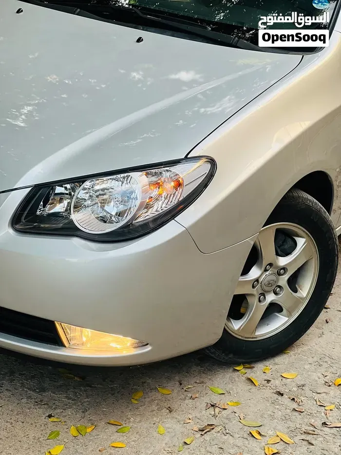 Hyundai Avante 2010 photo 3