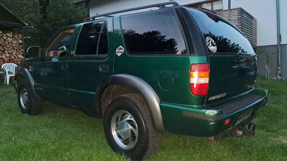 Chevrolet Blazer 2000 photo 2