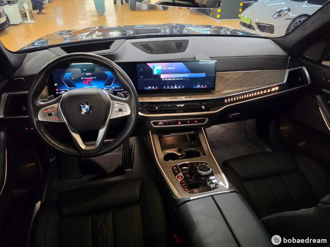 BMW X7 2024 photo 4