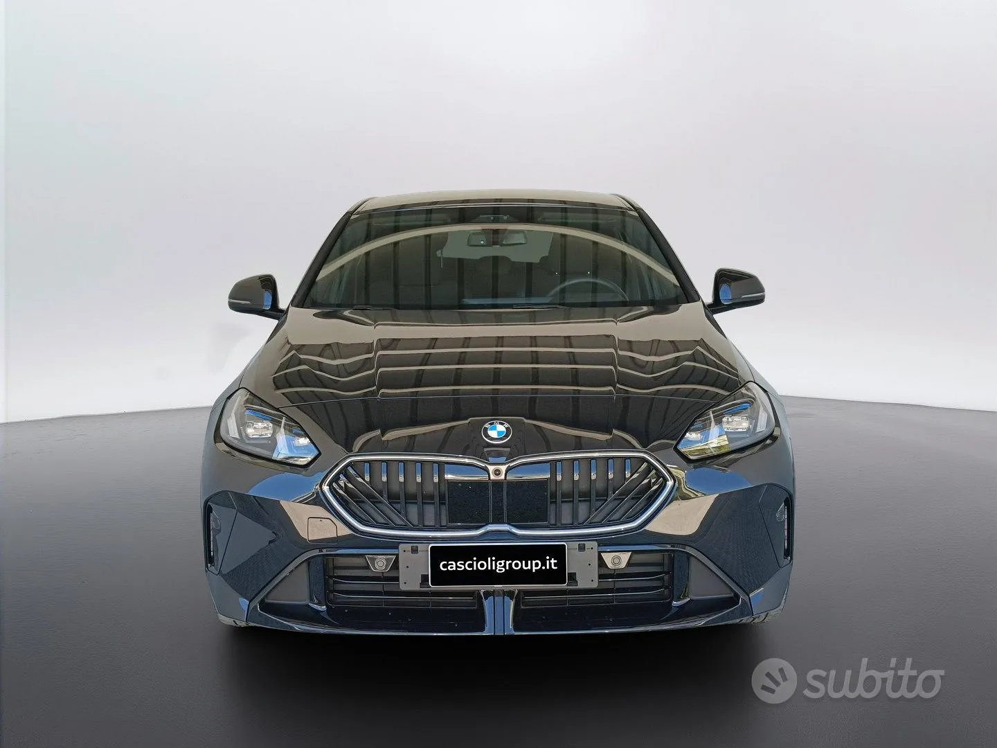 BMW 1 Series 2025 photo 2
