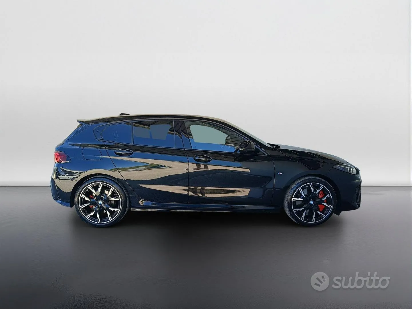 BMW 1 Series 2025 photo 3