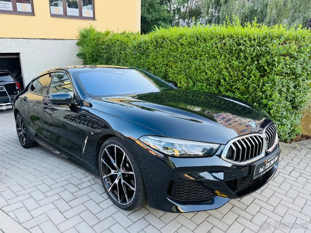 BMW 8 Series 2020 photo 3