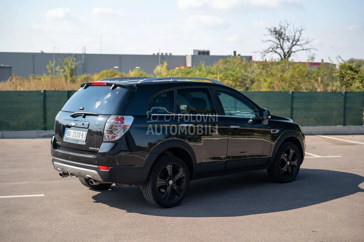 Chevrolet Captiva 2012 photo 3