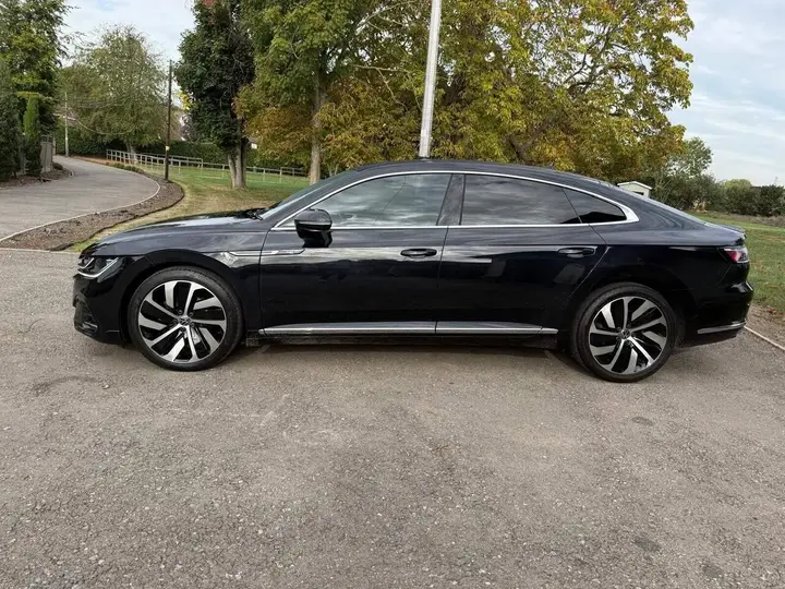 Volkswagen Arteon 2023 photo 2