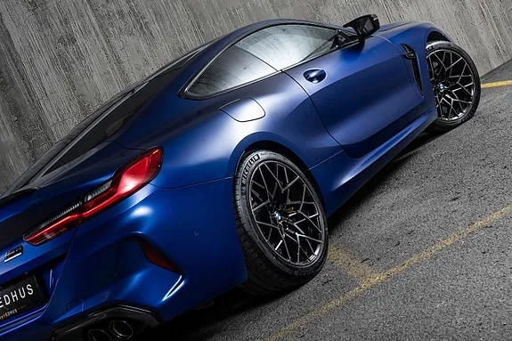 BMW M8 2023 photo 4