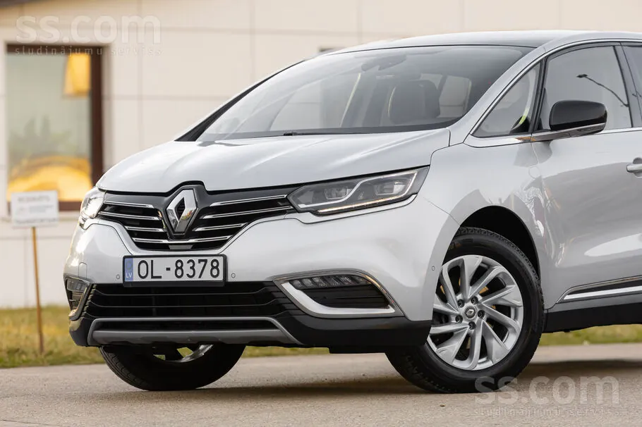Renault Espace 2016 photo 2