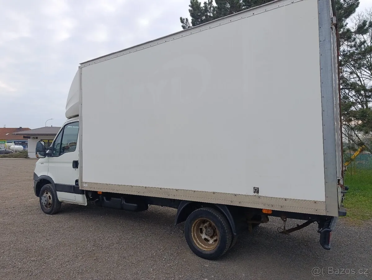 Iveco Daily 2014 photo 3