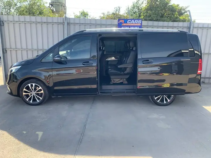 Mercedes-Benz V-Class 2019 photo 3