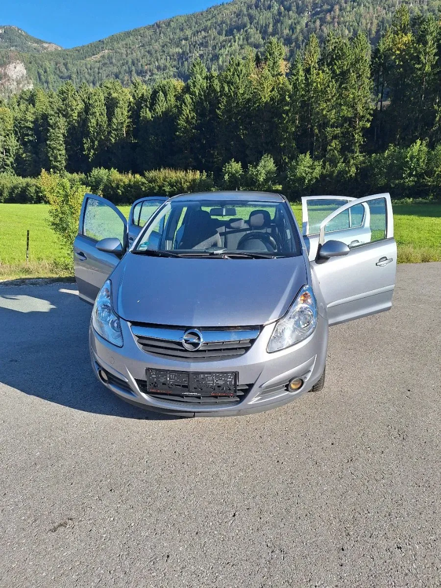 Opel Corsa 2007 photo 2