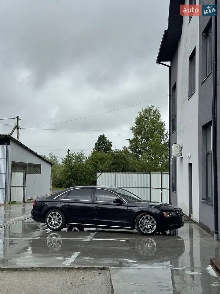 Audi A8
