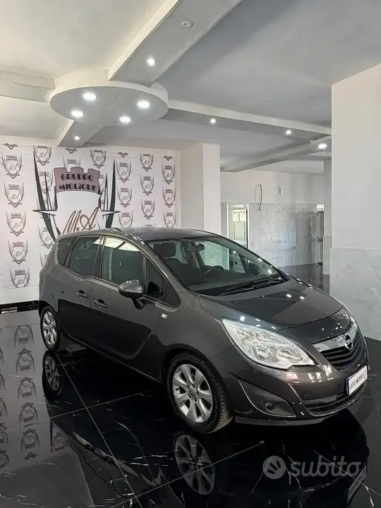 Opel Meriva 2011 photo 2