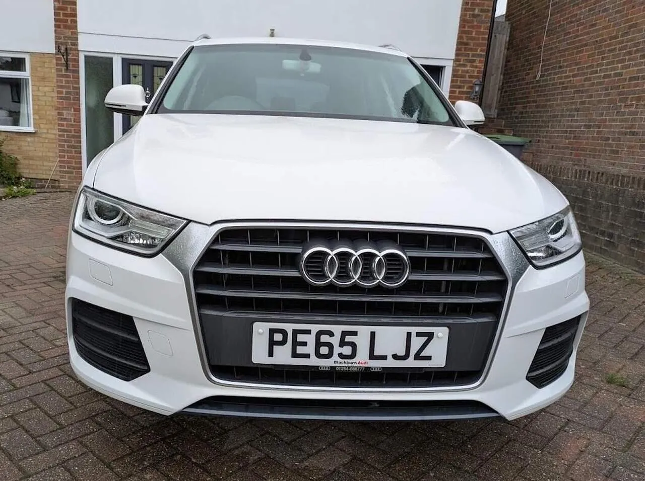 Audi Q3 2015 photo 3