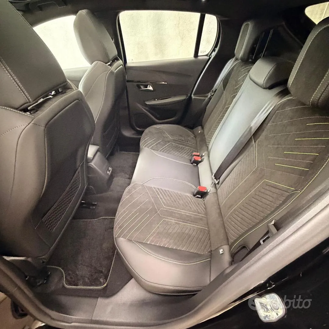 Peugeot 208 2025 photo 5