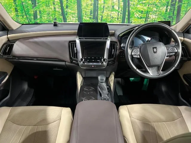 Toyota Crown Sc Package 2018 photo 2