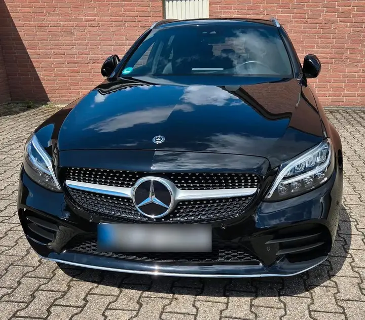 Mercedes-Benz C180