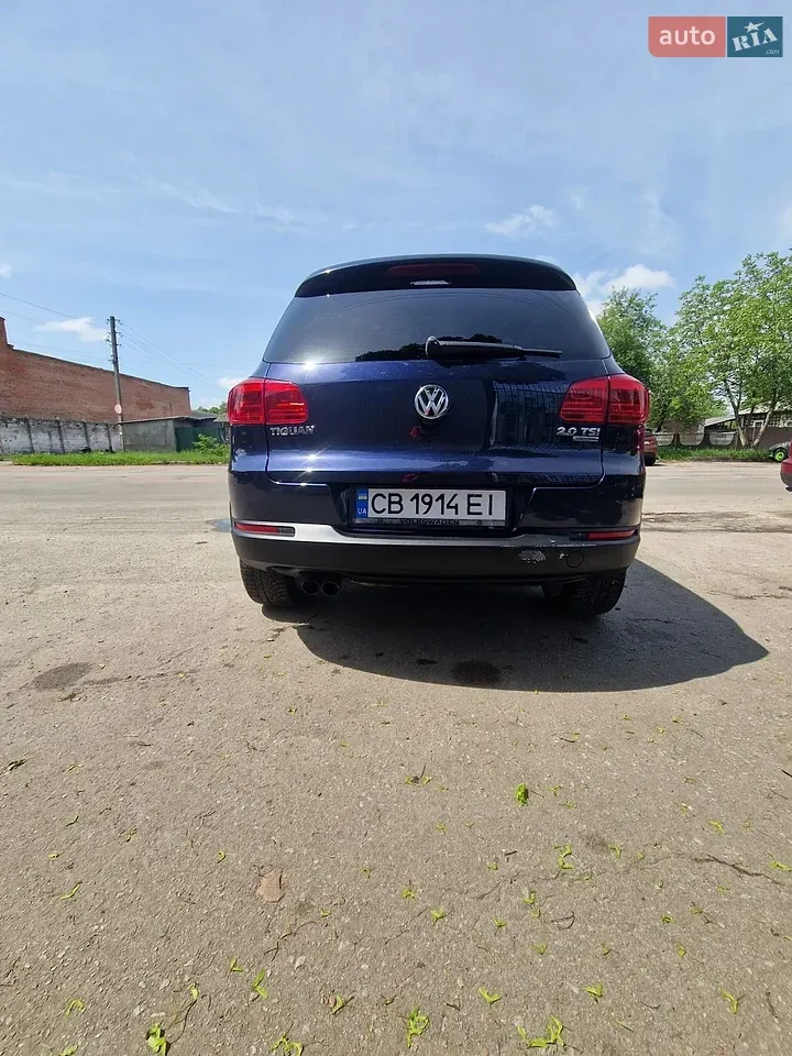 Volkswagen Tiguan 2011 photo 5