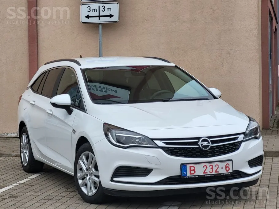 Opel Astra 2019 photo 4