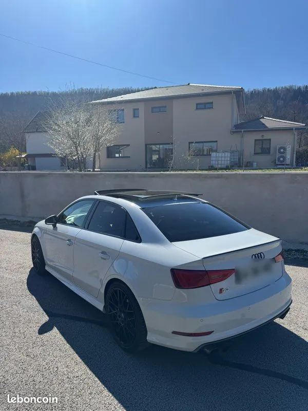 Audi S3 2015 photo 2