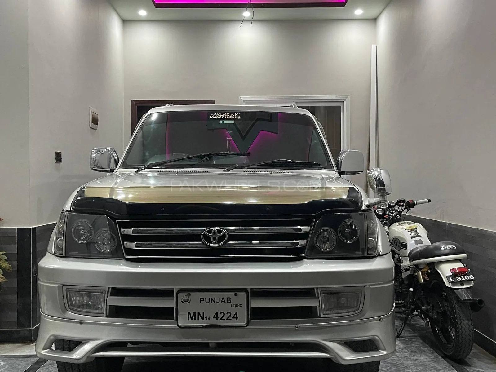 Toyota Prado