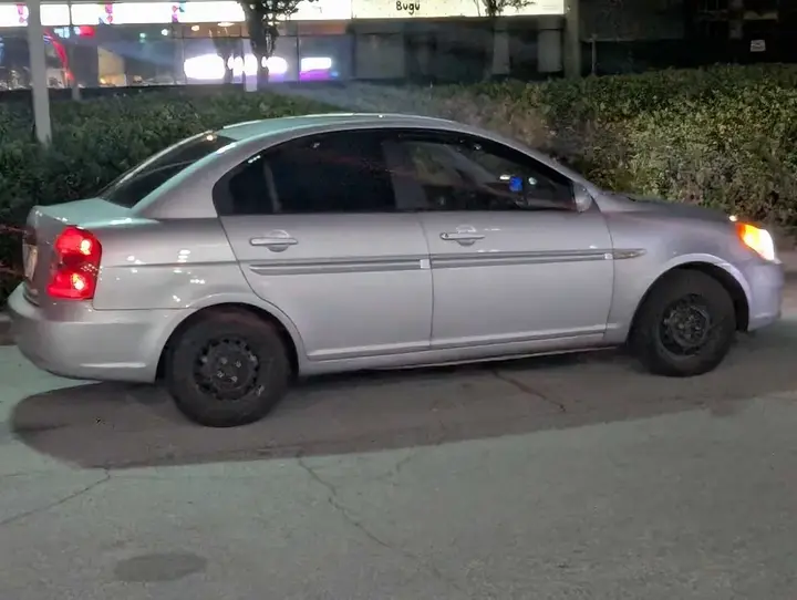 Hyundai Accent 2006 photo 2