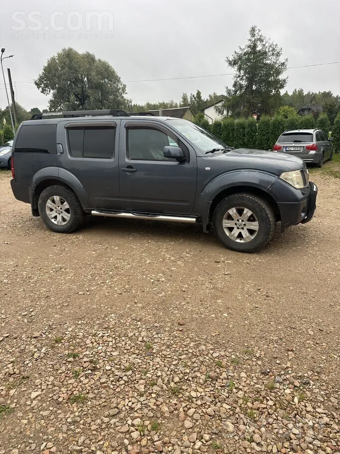 Nissan Pathfinder 2006 photo 3