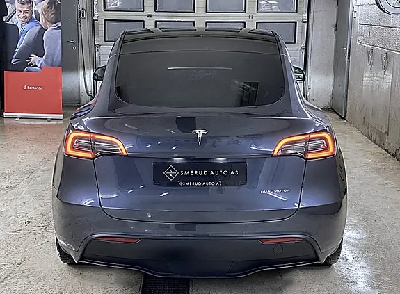 Tesla Model Y 2021 photo 4