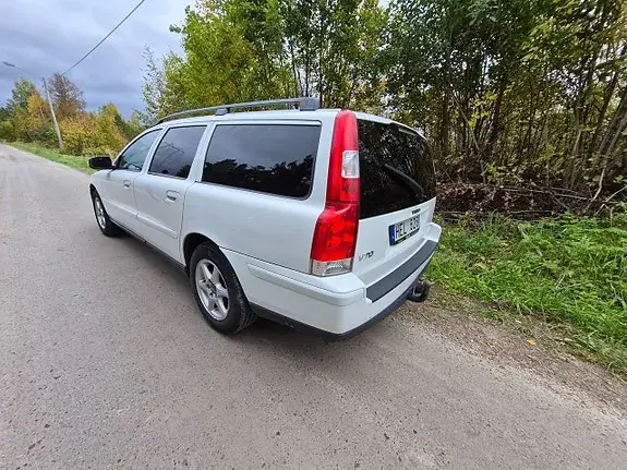 Volvo V70 2007 photo 4