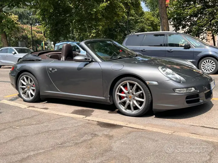 Porsche Carrera 911