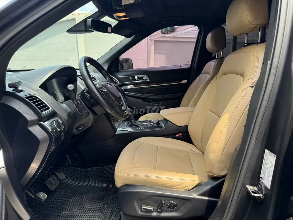 Ford Explorer 2016 photo 4