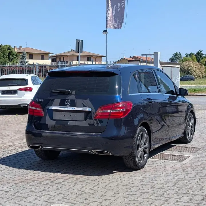 Mercedes-Benz B 180 2018 photo 4