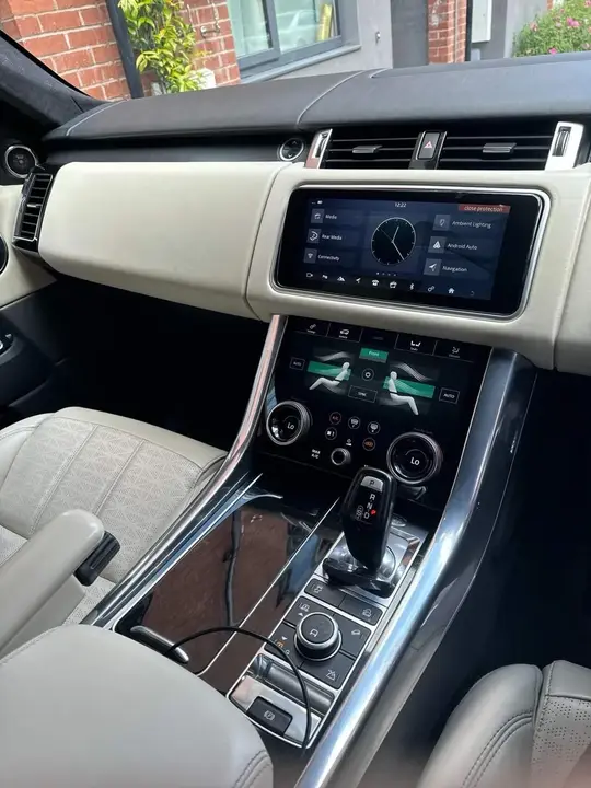 Land Rover Range Rover Sport 2018 photo 4
