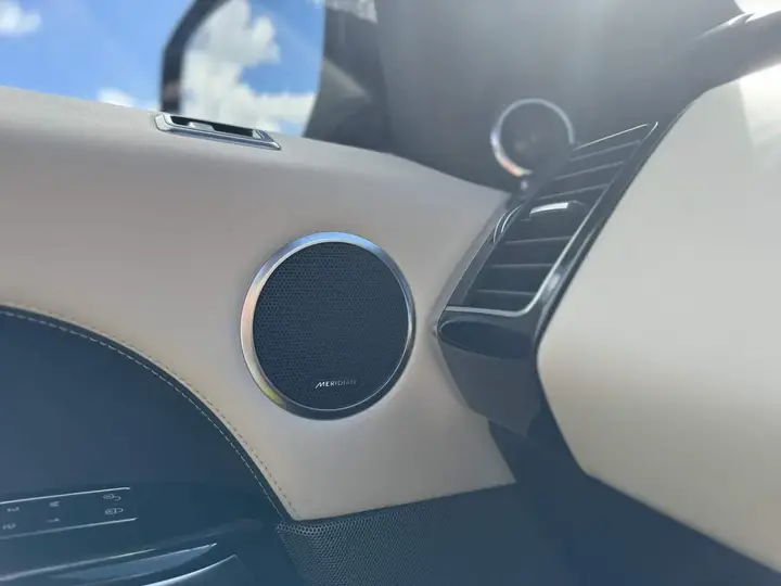 Land Rover Range Rover Sport 2018 photo 5