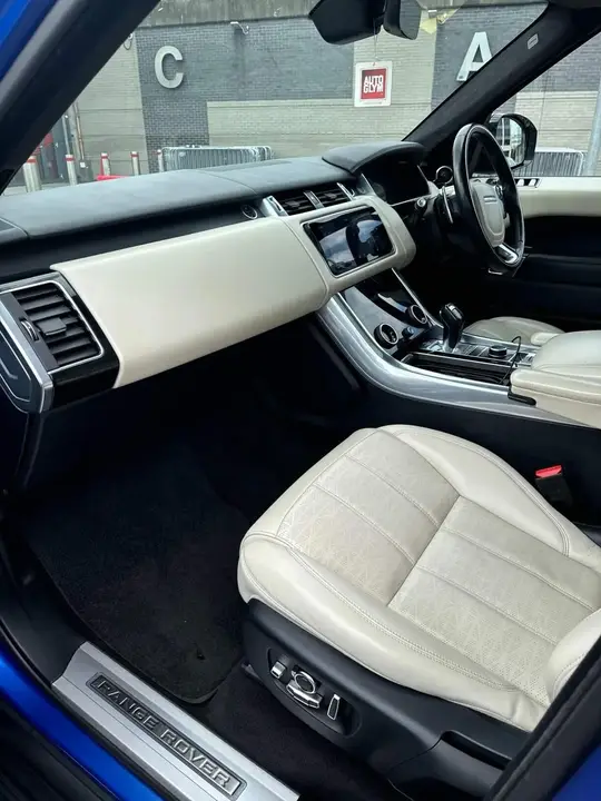 Land Rover Range Rover Sport 2018 photo 3