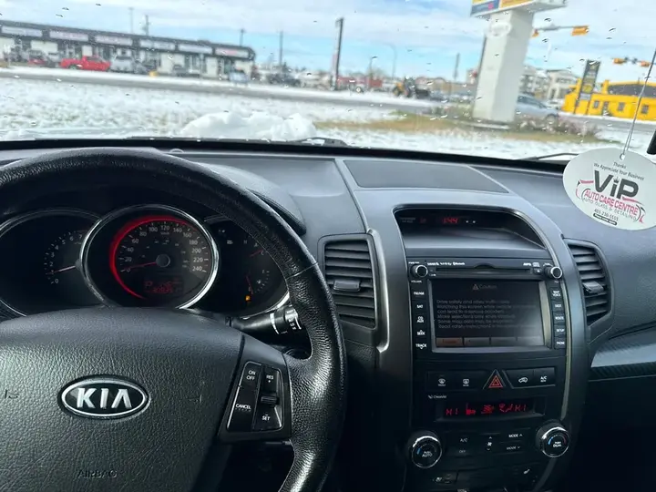 Kia Sorento 2013 photo 5