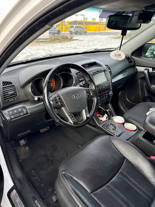 Kia Sorento 2013 photo 2