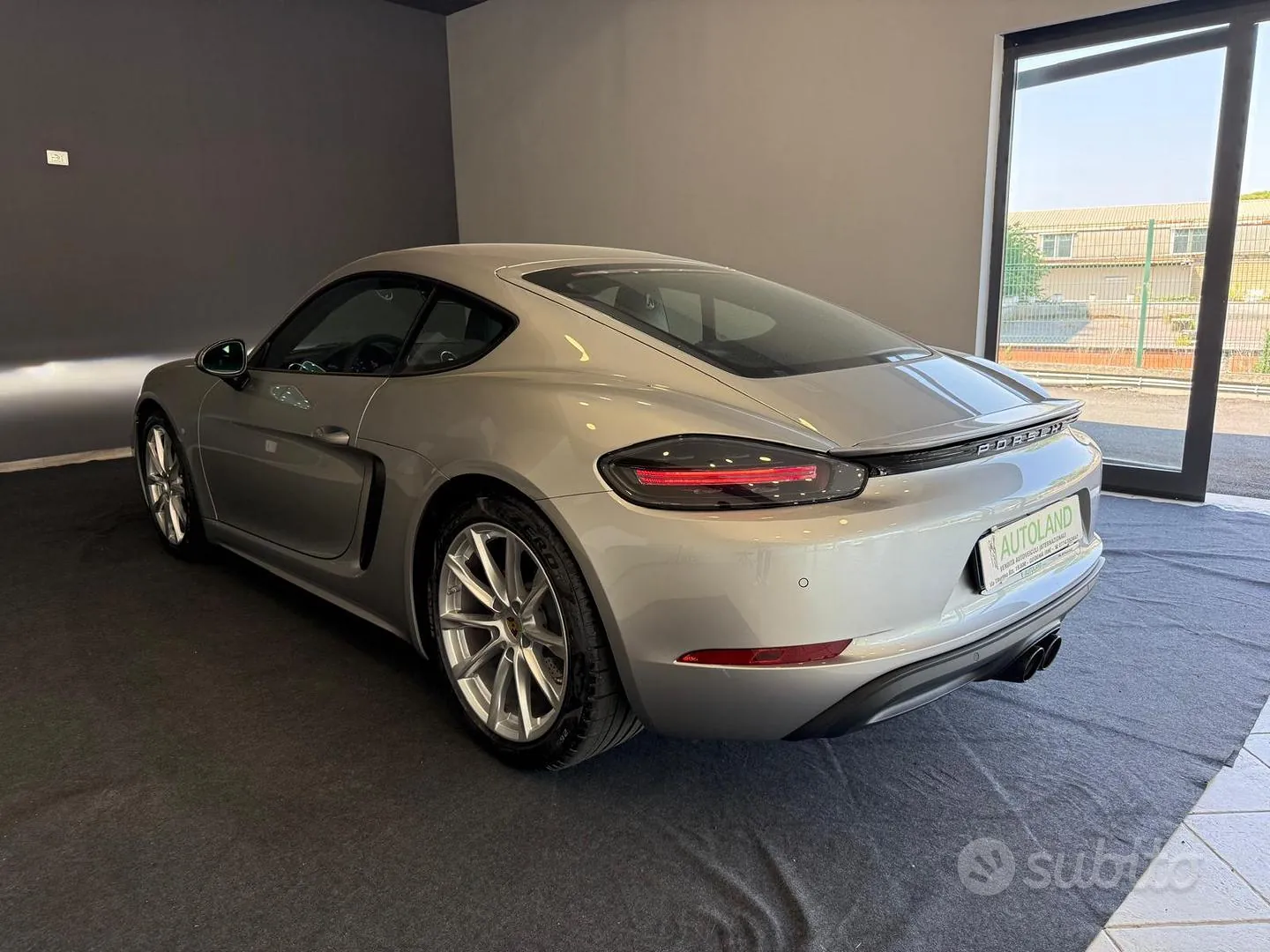 Porsche 718 Cayman 2022 photo 3