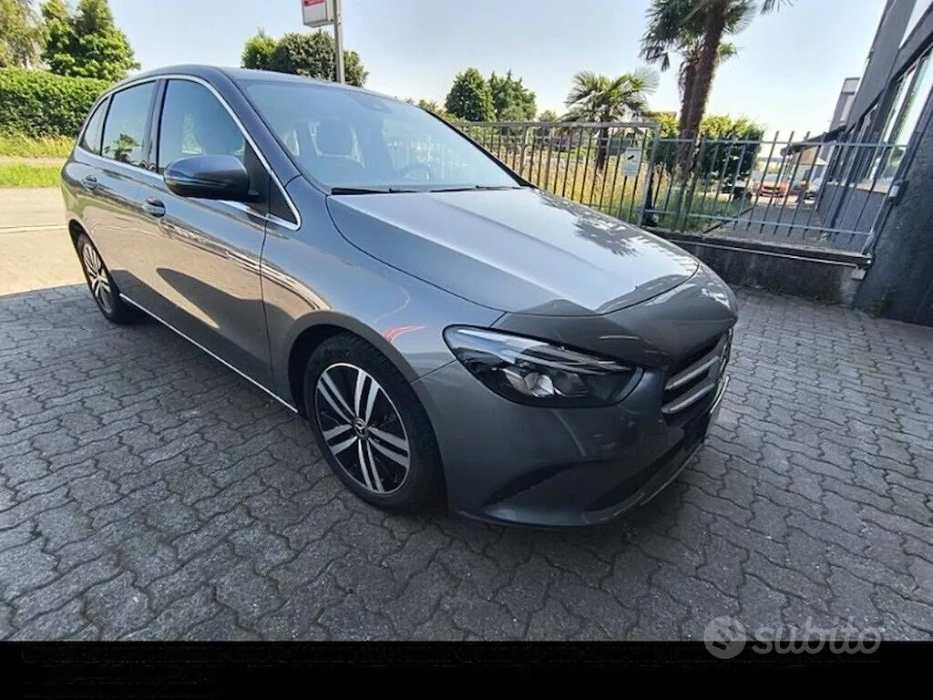 Mercedes-Benz B-Class 2022 photo 2