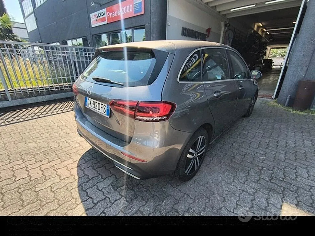 Mercedes-Benz B-Class 2022 photo 4