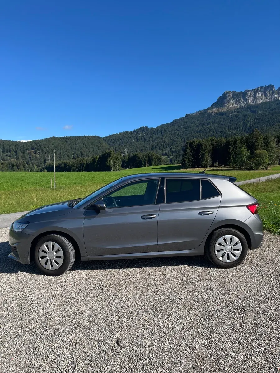 Skoda Fabia 2022 photo 3