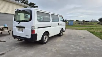 Isuzu Como 2008 photo 4