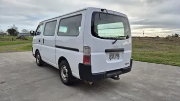 Isuzu Como 2008 photo 5